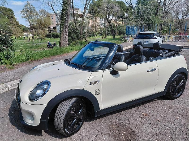 Usata Mini Cooper Cabriolet 136 CV (100 kW) 2017 Cabrio