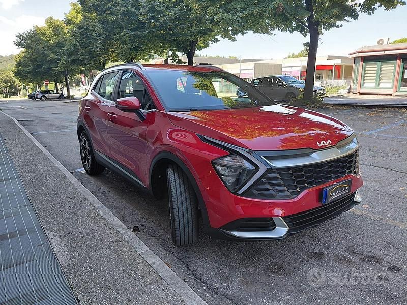 Usata Kia Sportage 160 CV (117 kW) 2024 Rosso SUV