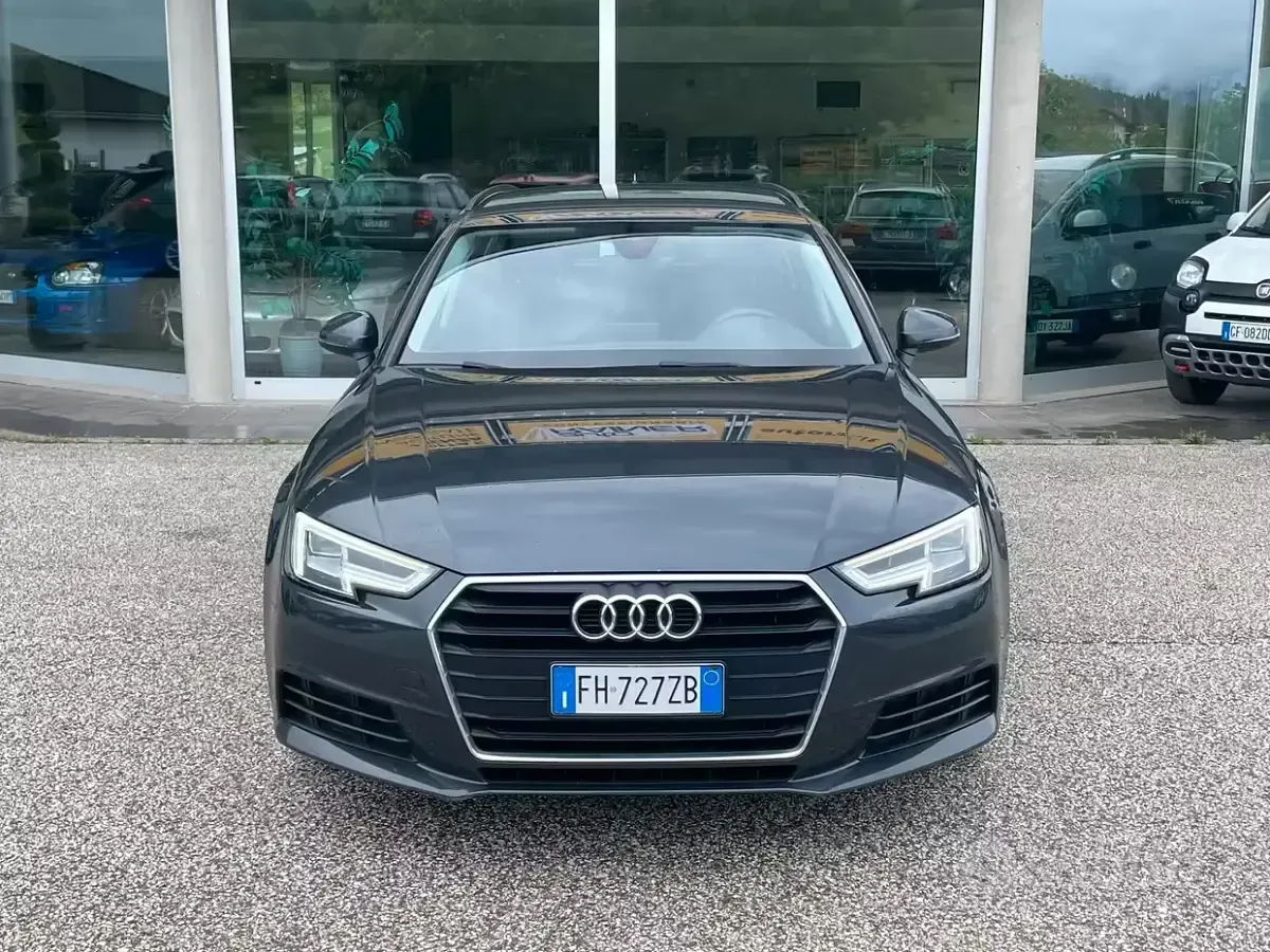 Käytetty Audi A4 Business 150 HP (110 kW) 2017 Harmaa Farmari