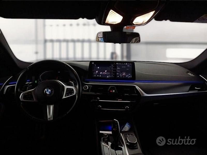 Usata BMW 520 M Sport 190 CV (139 kW) 2022 Nero Station wagon