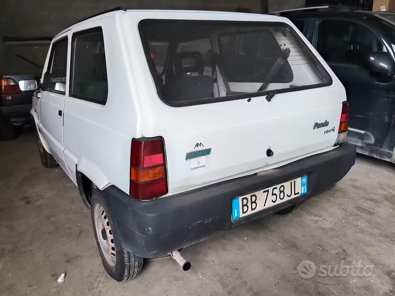 Usata Fiat Panda 39 CV (28 kW) 1999 Bianco Berlina