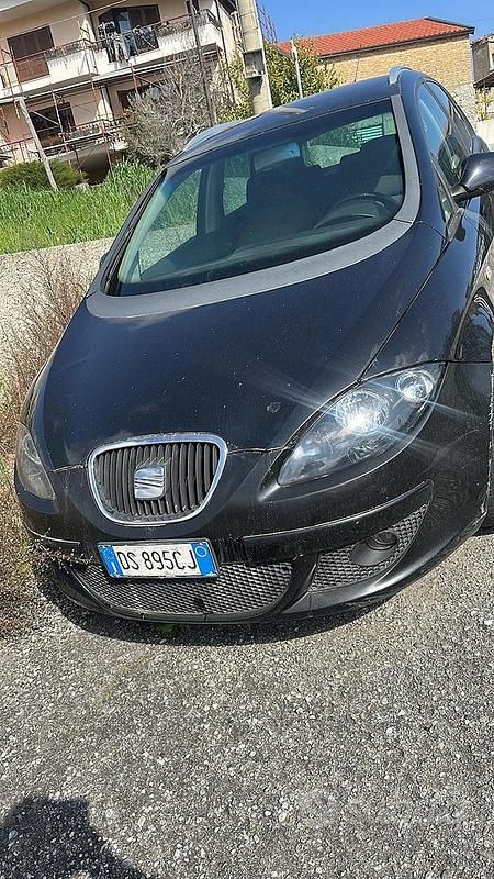 Usata Seat Altea 2010 Nero Monovolume
