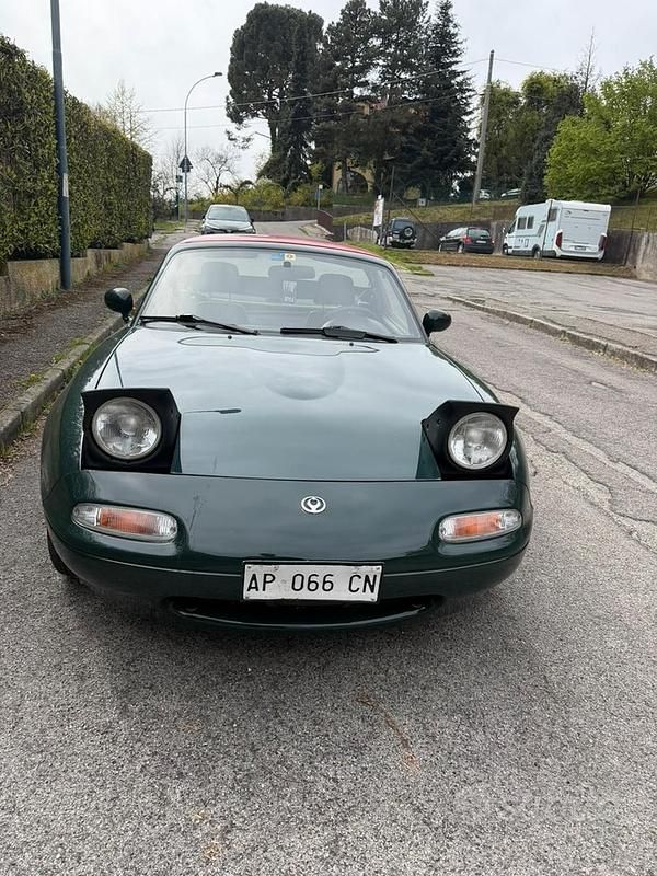 Usata Mazda MX5 90 CV (66 kW) 1997 Verde Cabrio