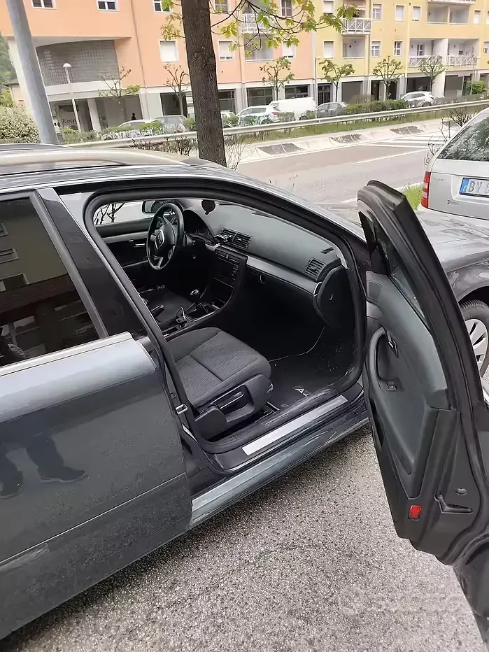 Usata Audi A4 116 CV (85 kW) 2007 Grigio Station wagon
