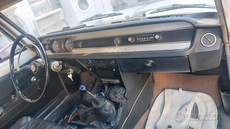 Begagnad Lancia Fulvia 1970 Vit Sedan