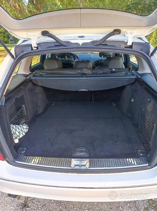 Usata Mercedes C220 Avantgarde 170 CV (125 kW) 2010 Bianco Station wagon