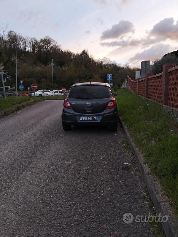 Occasion Opel Corsa 85 ch (62 kW) 2011 Gris Citadine