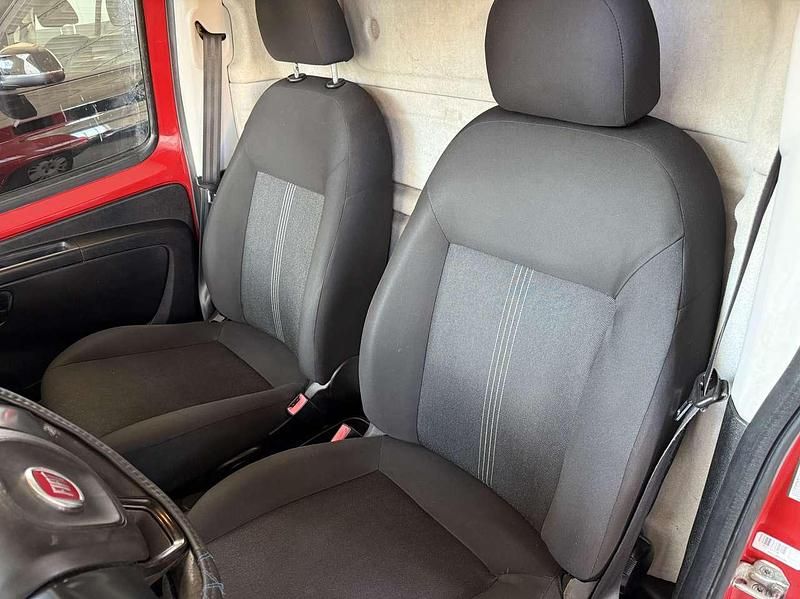 Usata Fiat Fiorino 80 CV (58 kW) 2017 Rosso Monovolume