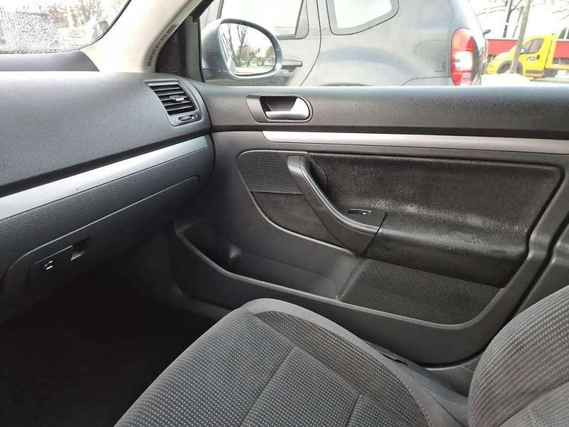 Usata VW Golf IV Highline 110 CV (80 kW) 2001 Station wagon