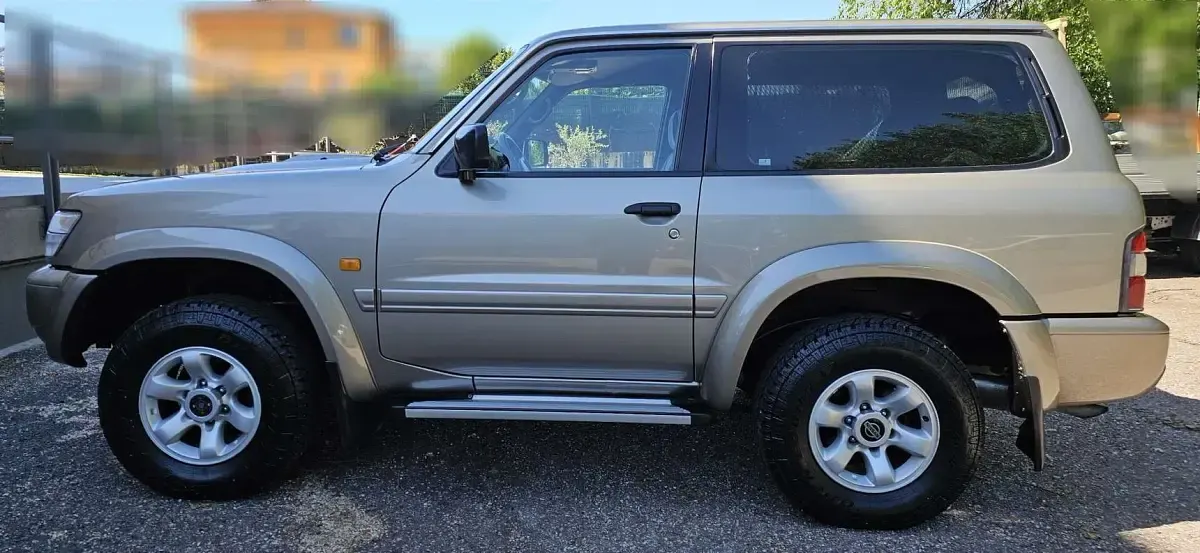 Usata Nissan Patrol 158 CV (116 kW) 2000 Argento SUV