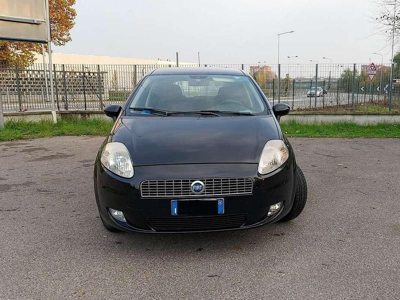 Usata Fiat Grande Punto Active 65 CV (47 kW) 2006 Nero Utilitaria