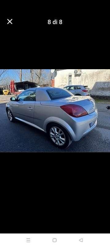 Usata Opel Tigra Sport 90 CV (66 kW) 2009 Cabrio