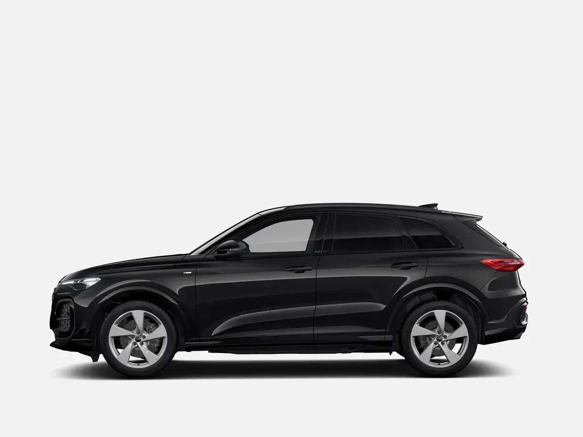 Nuova Audi Q5 S-Line 204 CV (150 kW) 2025 Nero mythos metallizzato SUV