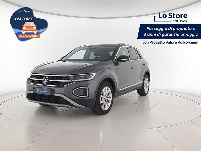 Usata VW T-Roc Style 110 CV (80 kW) 2023 Grigio metallizzato scuro SUV