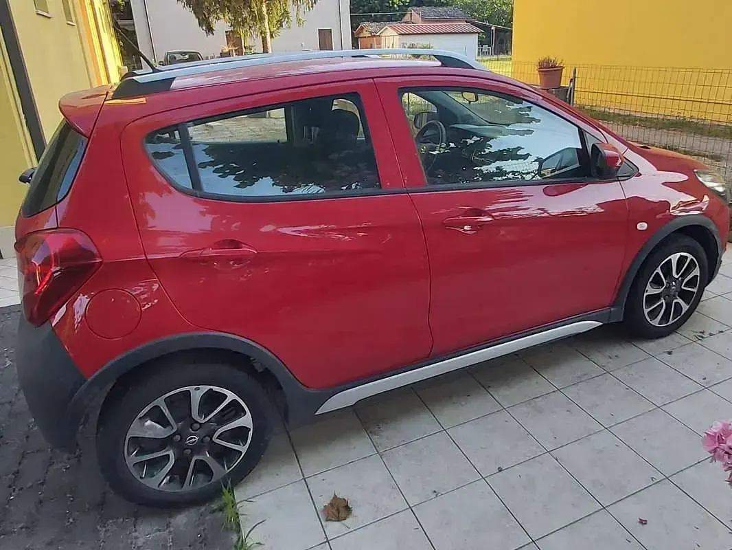 Usata Opel Karl Rocks 73 CV (53 kW) 2018 Rosso Utilitaria