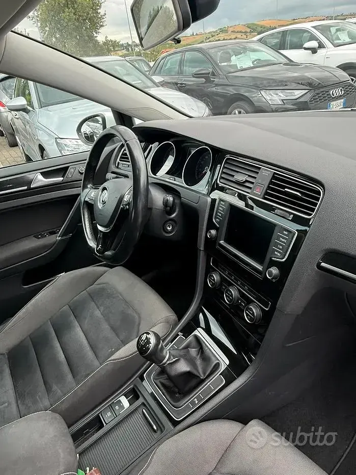 Usata VW Golf VII 110 CV (80 kW) 2016 Bianco Berlina