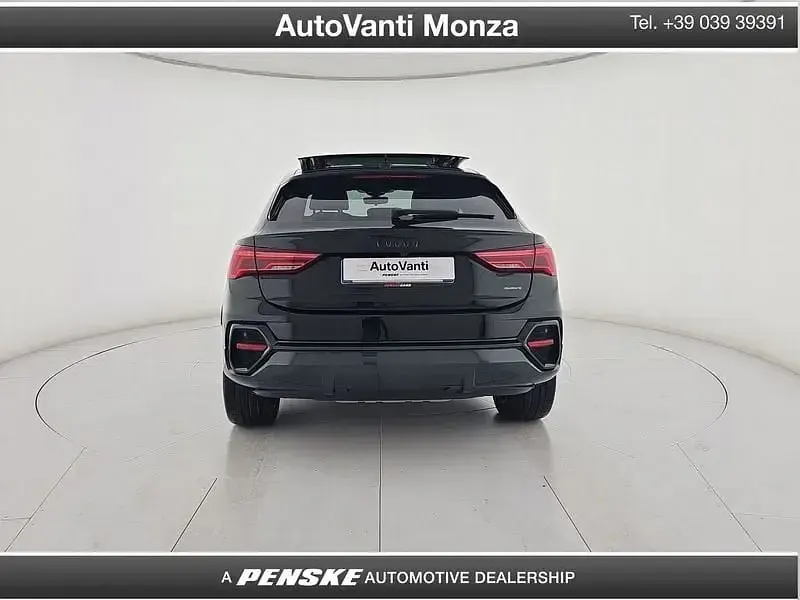 Usata Audi Q3 Sportback Business Plus 190 CV (139 kW) 2024 Nero SUV