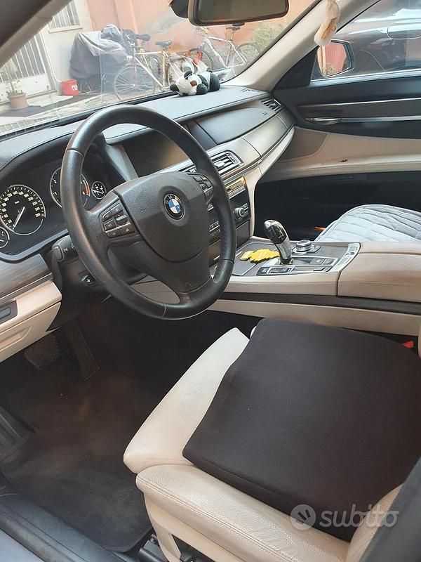 Usata BMW 730 258 CV (189 kW) 2013 Nero Berlina