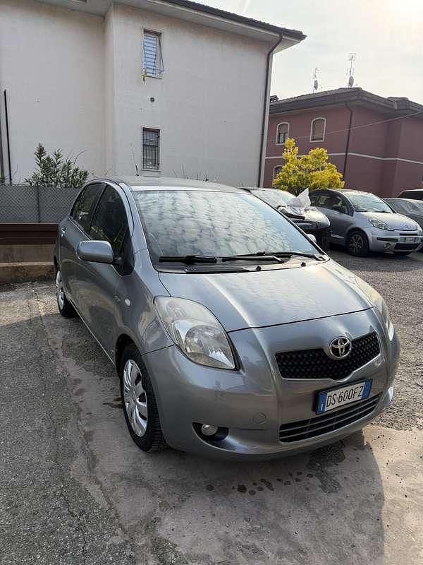 Usata Toyota Yaris 75 CV (55 kW) 2008 Utilitaria