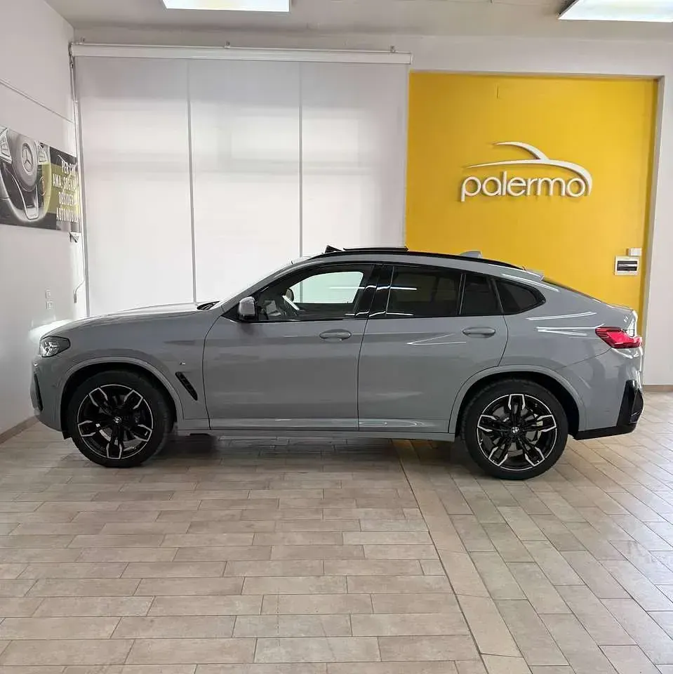 Usata BMW X4 M Sport 249 CV (183 kW) 2023 Grigio SUV