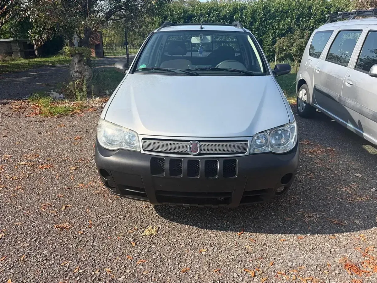 Usata Fiat Strada 84 CV (61 kW) 2008 Grigio