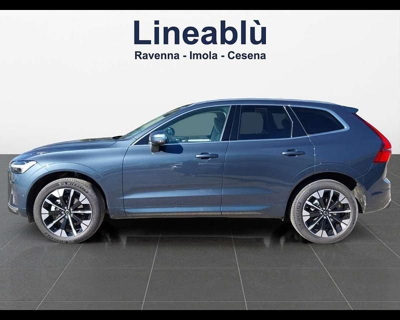 Nuova Volvo XC60 Plus 250 CV (183 kW) 2026 Blu/azzurro SUV