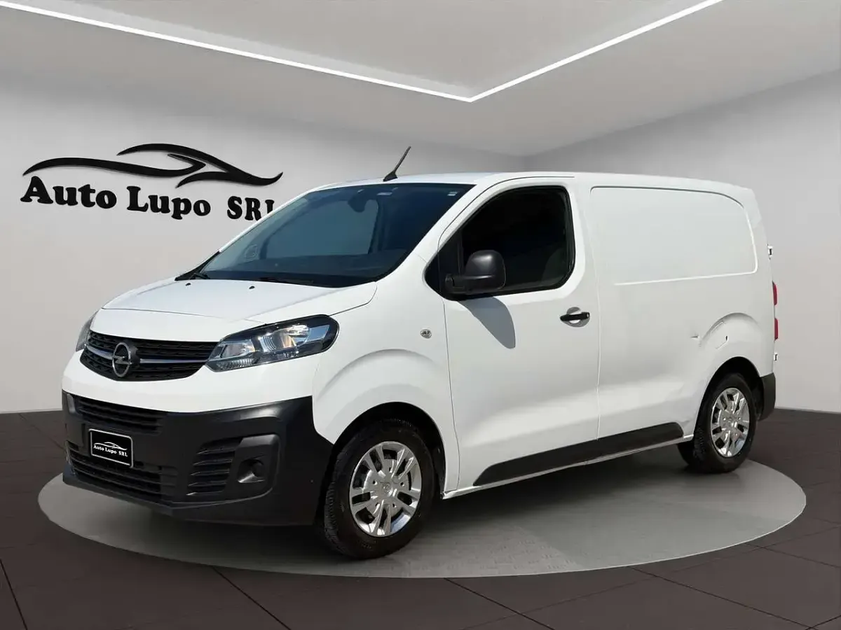 Usata Opel Vivaro 120 CV (88 kW) 2022 Bianco Monovolume