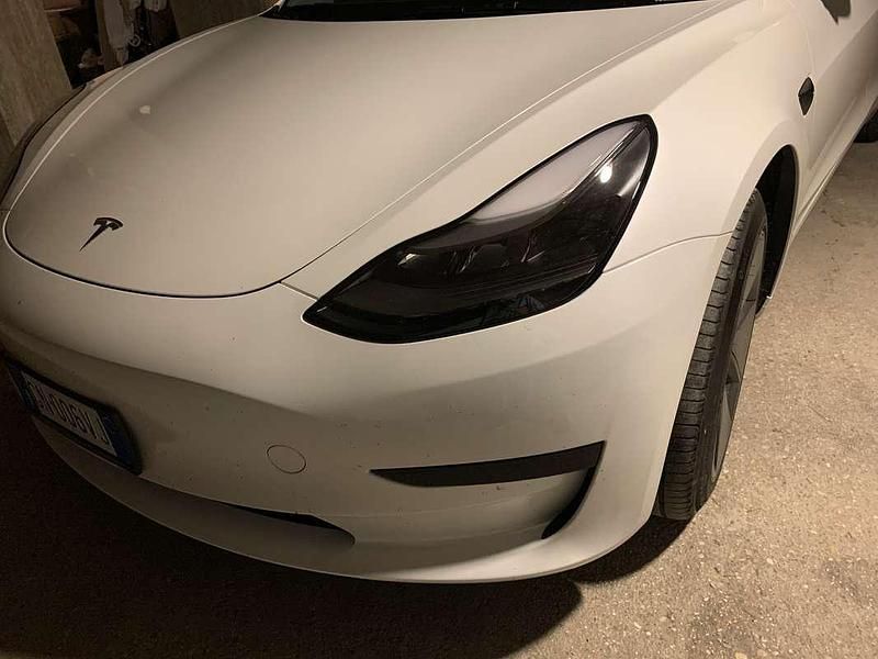 Usata Tesla Model 3 RWD 88 kW (120 CV) 2023 Bianco Berlina