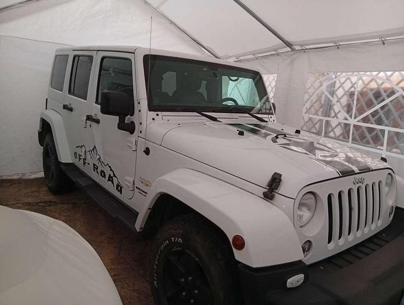 Usata Jeep Wrangler Unlimited Sahara 200 CV (147 kW) 2014 Bianco SUV
