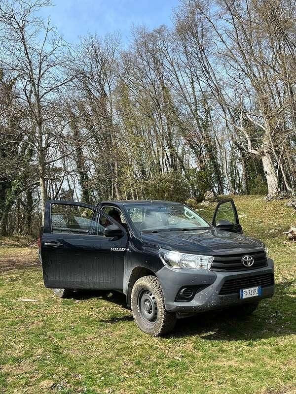 Usata Toyota HiLux Comfort 150 CV (110 kW) 2017 Pick-up