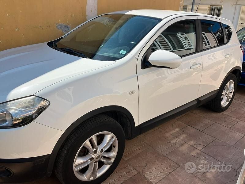 Usata Nissan Qashqai N-TEC 115 CV (84 kW) 2011 SUV