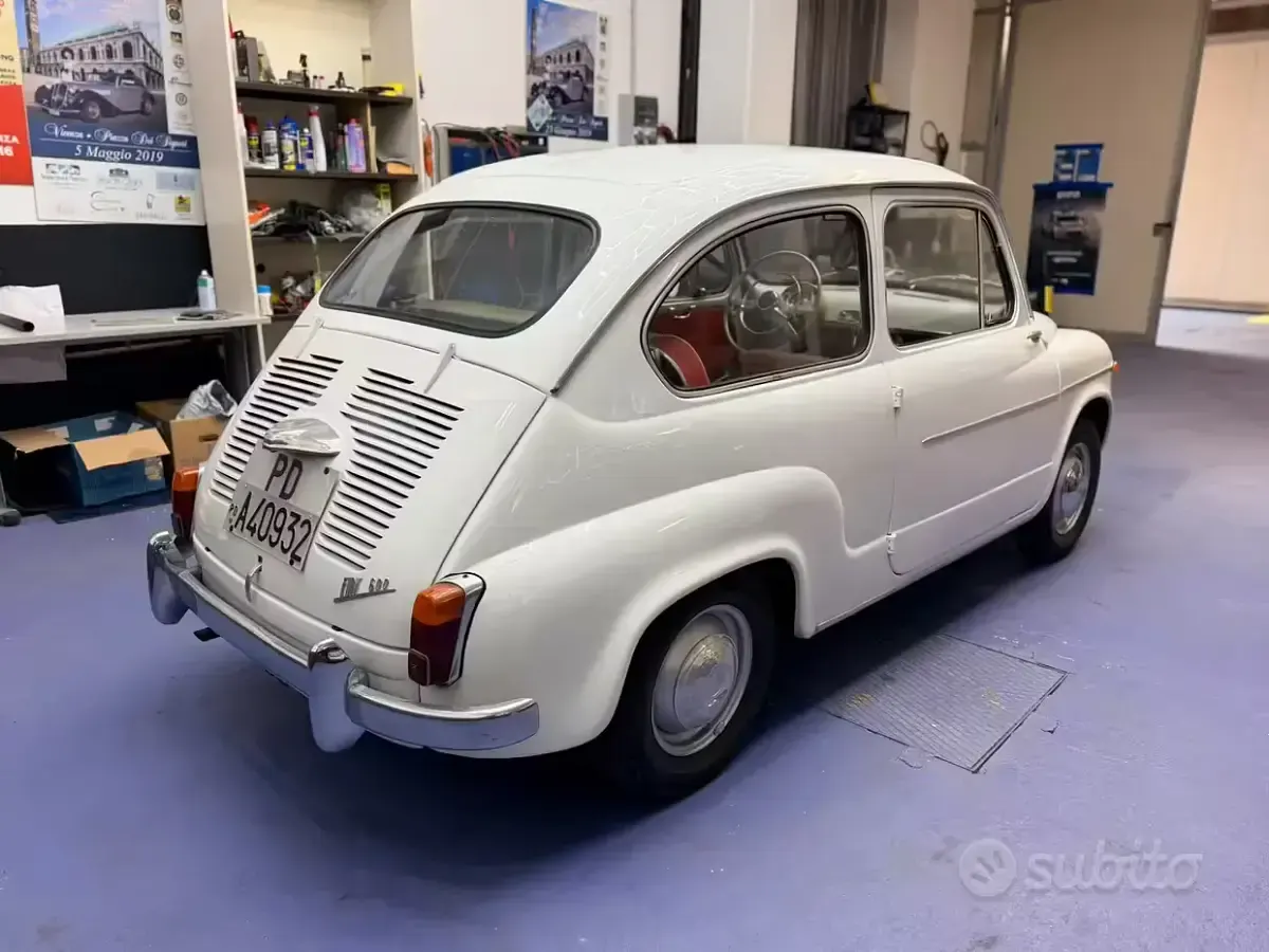Usata Fiat 600 1960 Bianco Utilitaria