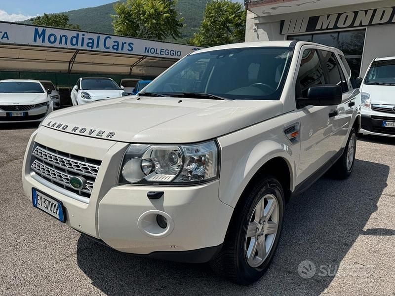 Bianco Usata 2008 Land Rover Freelander 2 HSE SUV | 5000 € (Ottimo prezzo) - Immagine 1/4