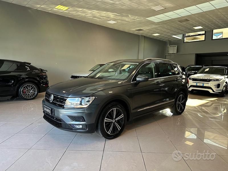 Usata VW Tiguan Business 150 CV (110 kW) 2018 Grigio SUV