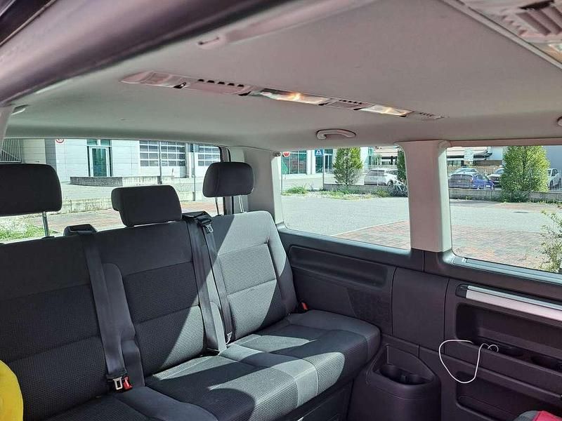 Usata VW Multivan Startline 140 CV (102 kW) 2013 Furgone
