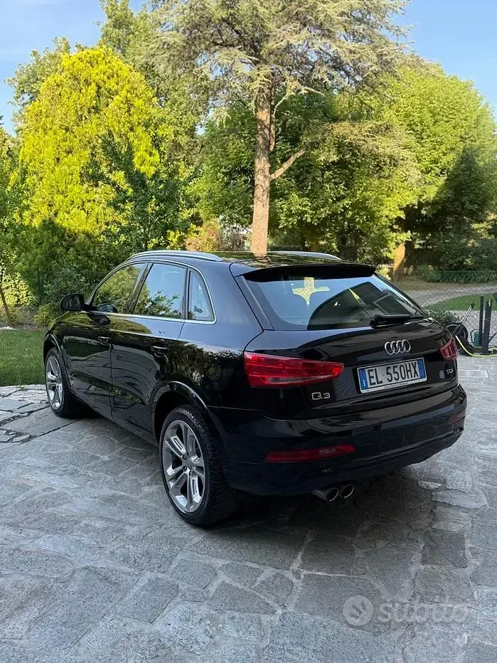 Usata Audi Q3 Advanced 177 CV (130 kW) 2012 Nero SUV