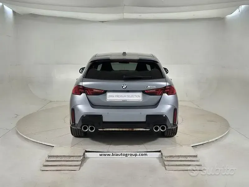 Usata BMW M135 M Sport 300 CV (220 kW) 2024 Grigio Utilitaria