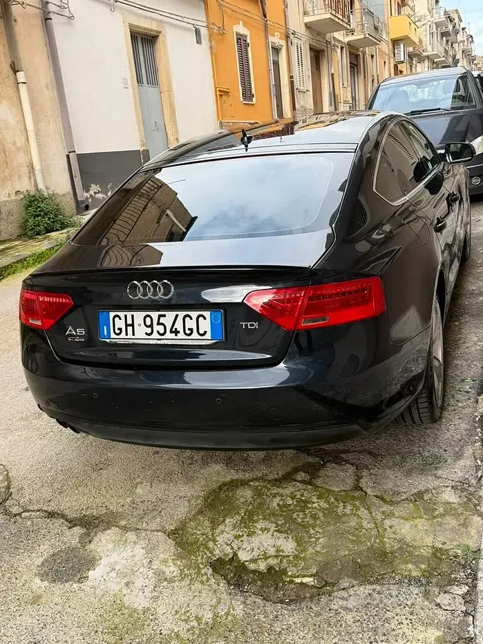 Usata Audi A5 Sportback 177 CV (130 kW) 2013 Blu Utilitaria