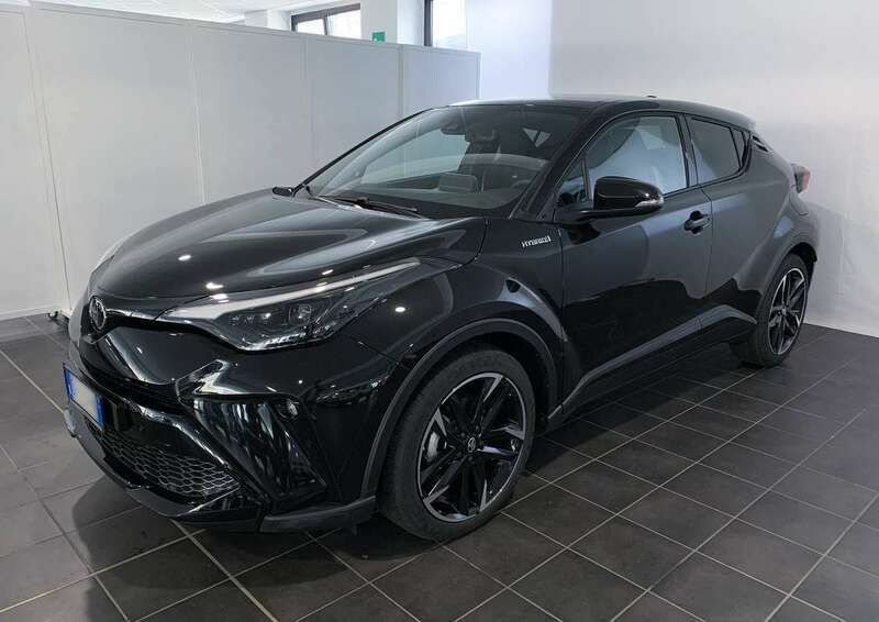 Usate Toyota C Hr 2 0h Gr Sport Black Edition E Cvt Prezzi Waa2