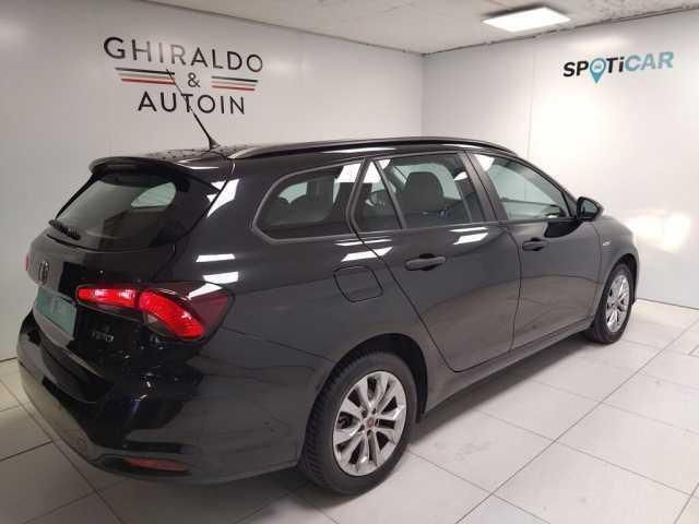 Usata Fiat Tipo Easy 120 CV (88 kW) 2018 Nero Station wagon