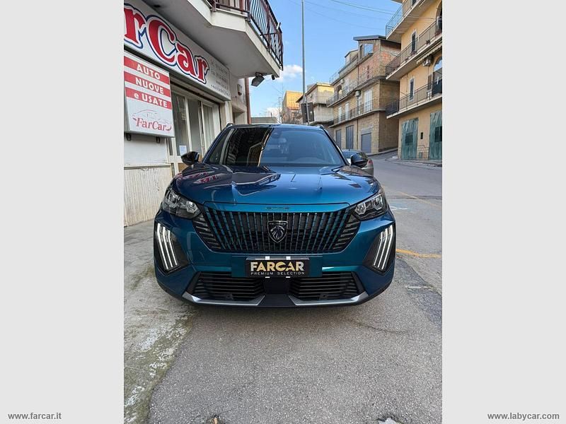Usata Peugeot 2008 Allure 102 CV (75 kW) 2025 Blu/azzurro SUV