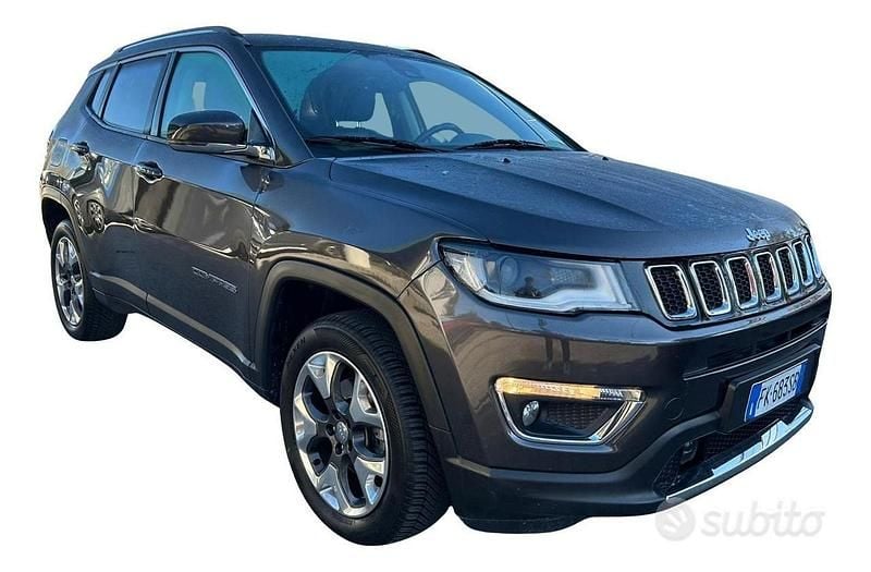 Usata Jeep Compass Limited 140 CV (102 kW) 2017 Grigio scuro SUV