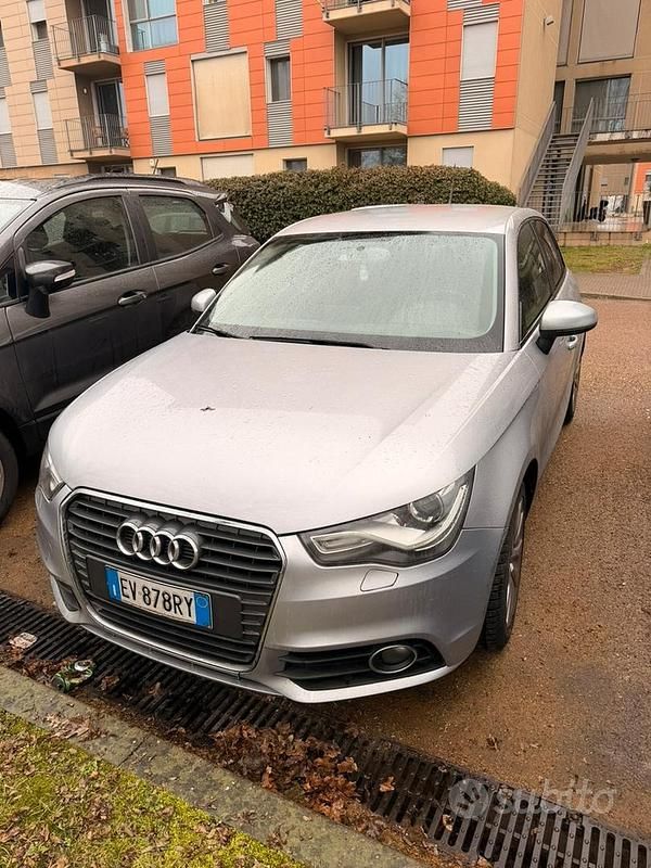 Usata Audi A1 Sportback 90 CV (66 kW) 2014 Grigio Utilitaria