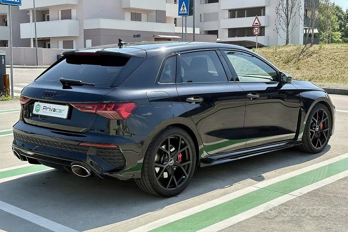 Usata Audi RS3 Comfort 400 CV (294 kW) 2022 Nero Berlina