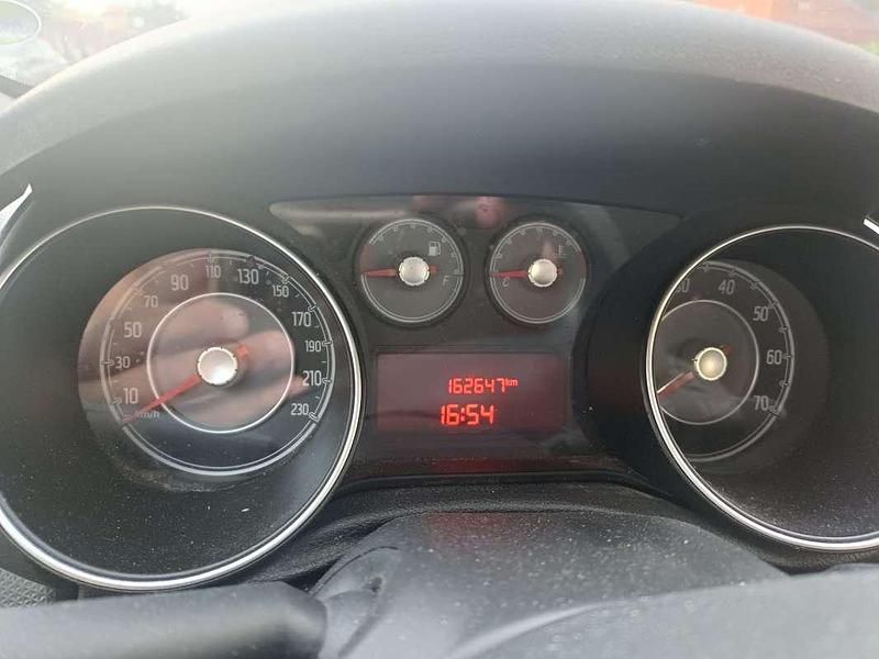 Usata Fiat Grande Punto 77 CV (56 kW) 2014 Blu Utilitaria