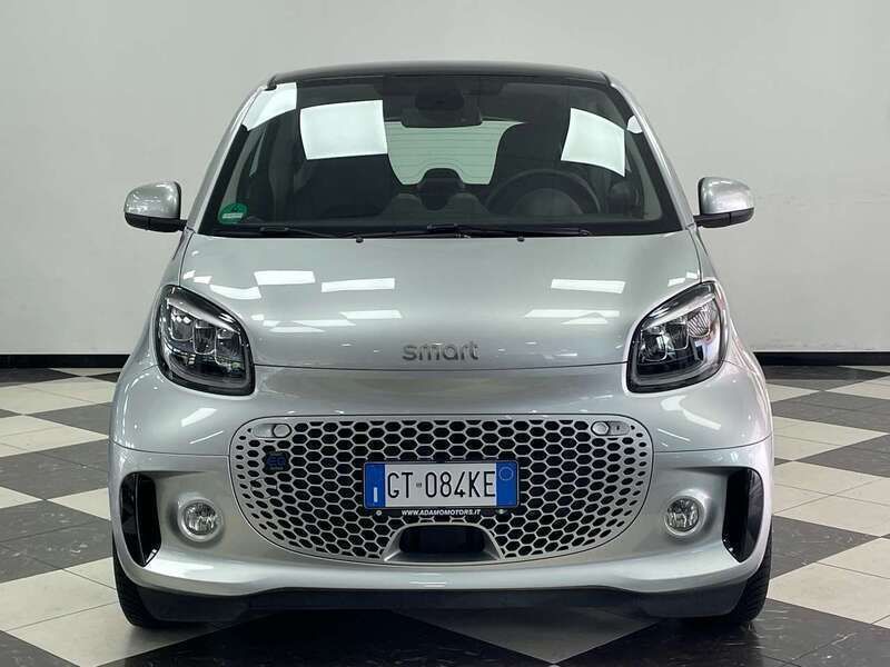 Usata Smart ForTwo Coupé Passion 41 kW (56 CV) 2020 Argento Utilitaria