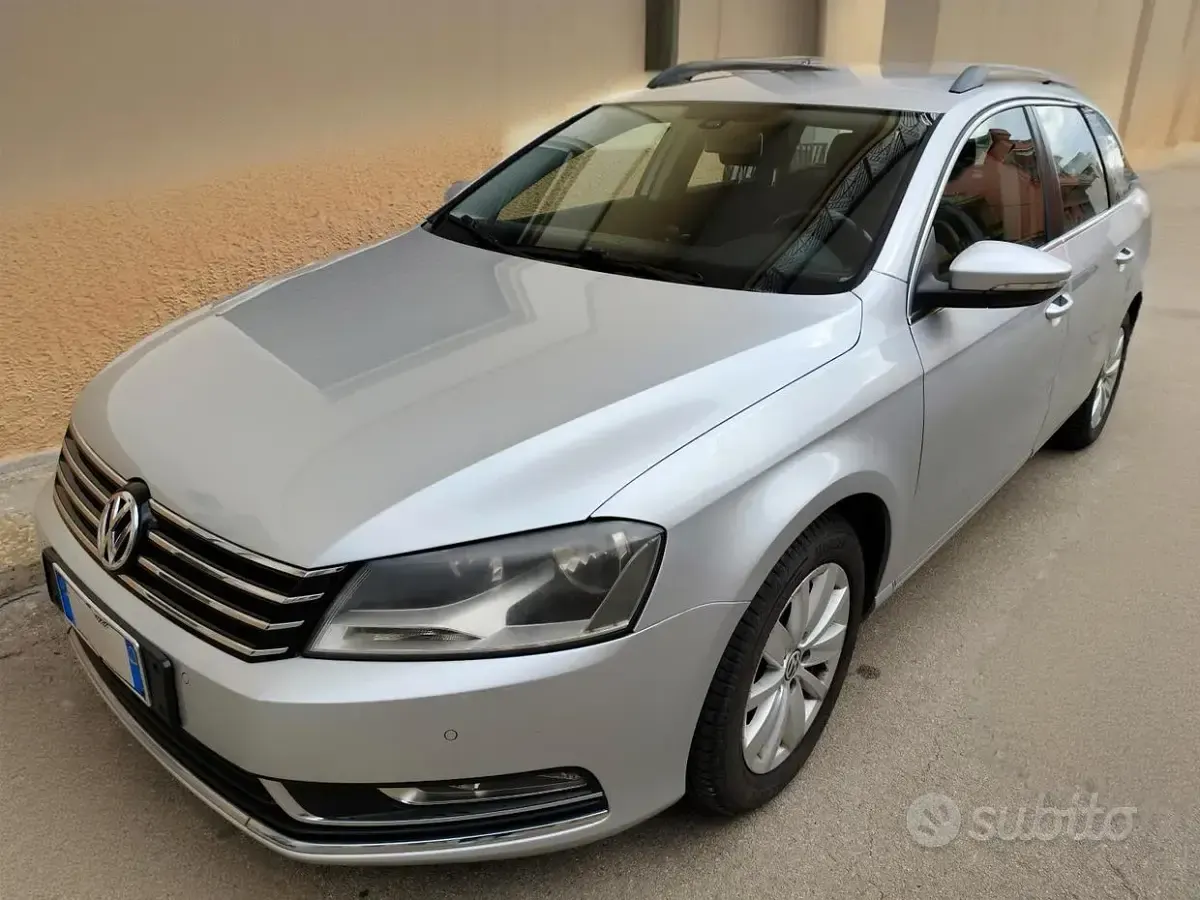 Usata VW Passat 105 CV (77 kW) 2014 Grigio Station wagon