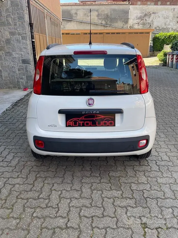 Usata Fiat Panda Easy 69 CV (50 kW) 2014 Bianco Utilitaria