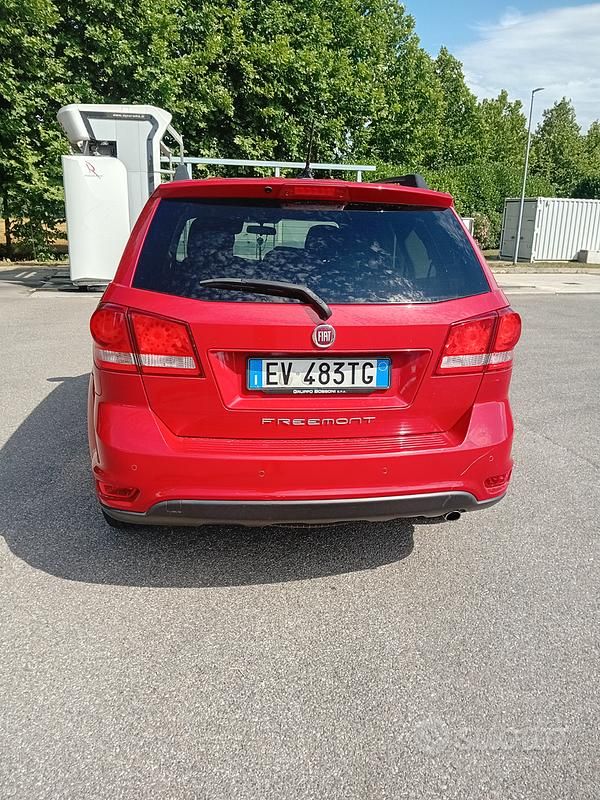 Usata Fiat Freemont 140 CV (102 kW) 2014 SUV