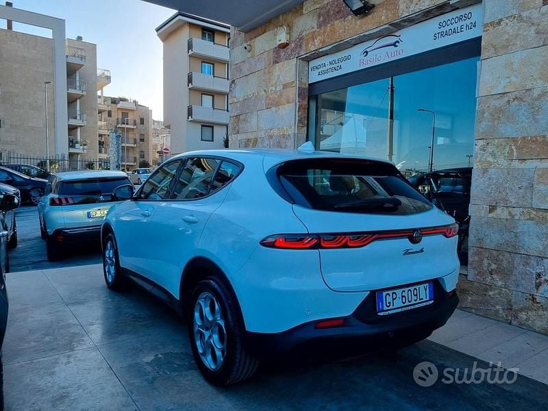 Usata Alfa Romeo Tonale Super 131 CV (96 kW) 2023 Bianco SUV